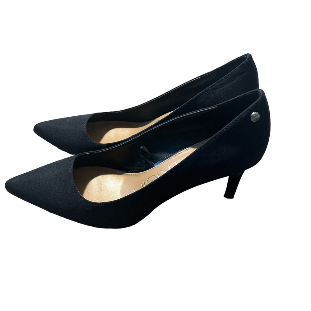 Calvin Klein Size 8 Pumps